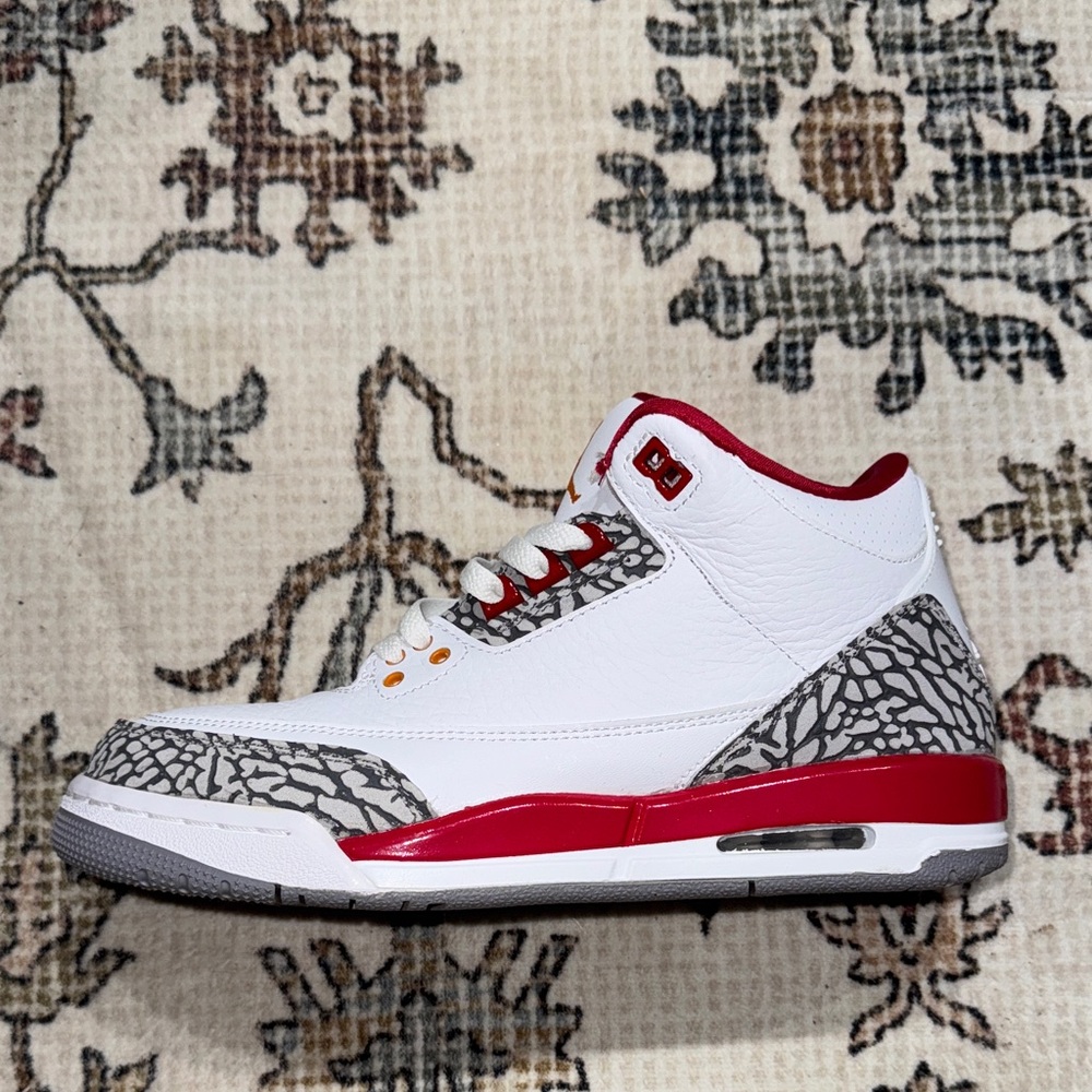 Jordan Cardinal 3s